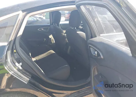 2015 Chrysler 200 Limited z USA, uszkodzony, nr VIN 1C3CCCAB1FN623827